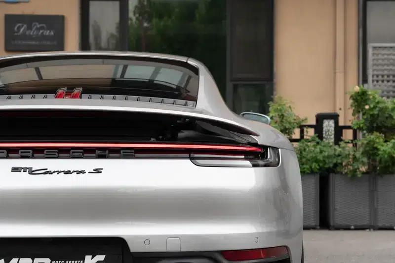 2022 Porsche 911 Carrera 3.0T — миниатюра 17