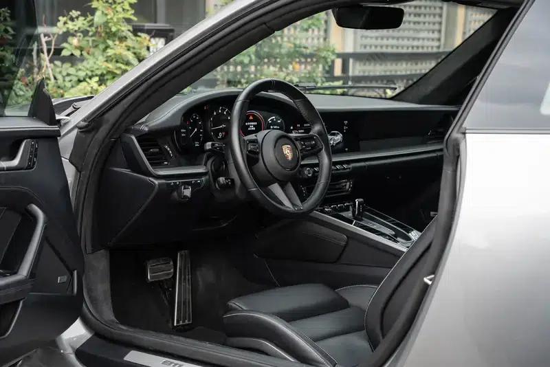 2022 Porsche 911 Carrera 3.0T — миниатюра 35