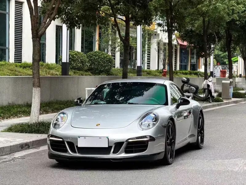 2015 Porsche 911 Carrera 3.4L Style Edition — миниатюра 1