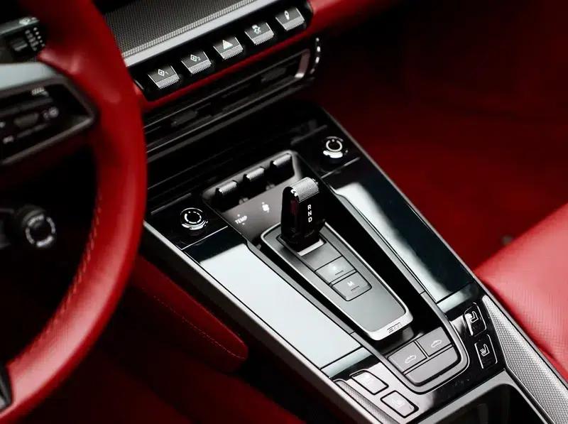 2022 Porsche 911 Targa 4 3.0T — миниатюра 16