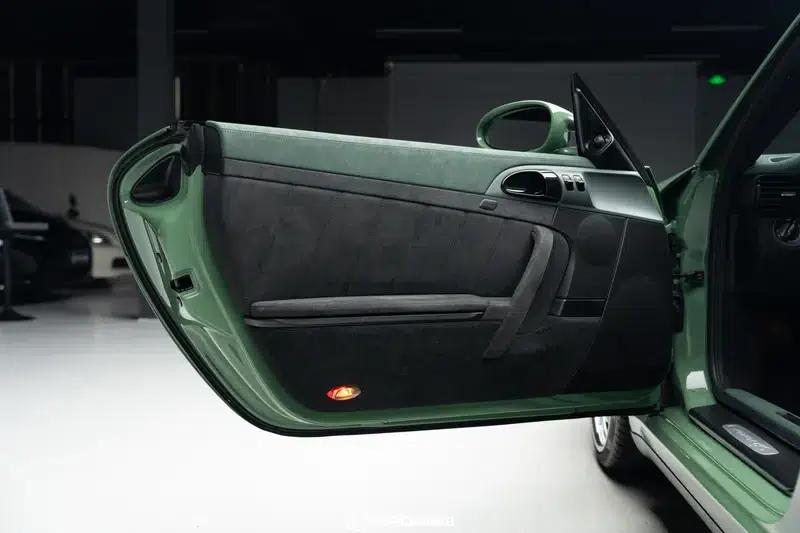 2005 Porsche 911 Carrera 4S MT 3.8L — миниатюра 19