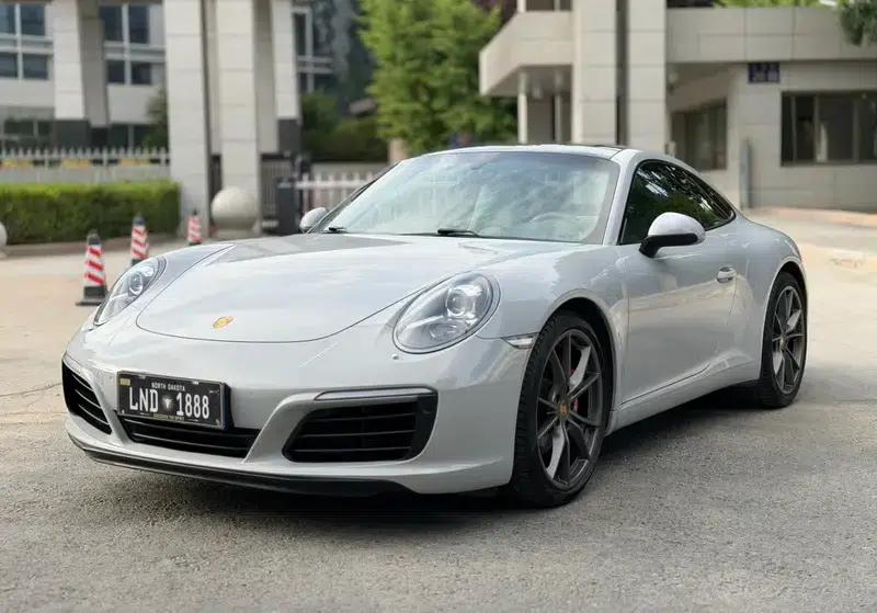 2016 Porsche 911 Carrera 3.0T — миниатюра 1