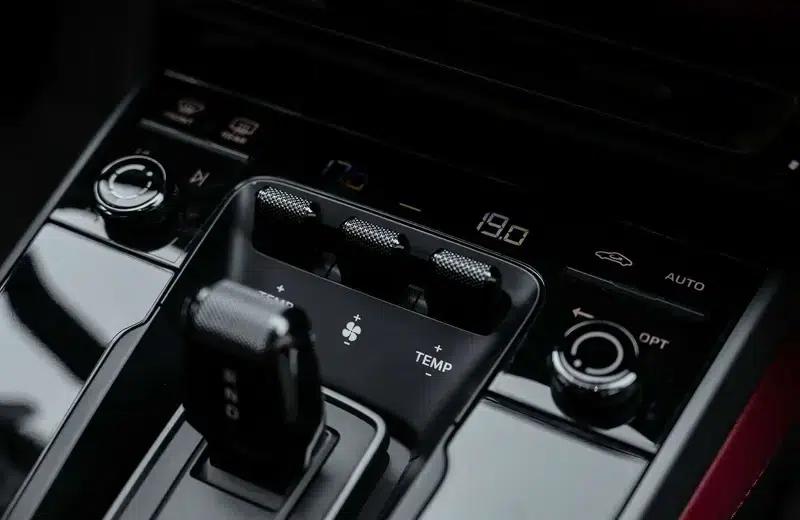 2022 Porsche 911 Carrera 4 3.0T — миниатюра 17
