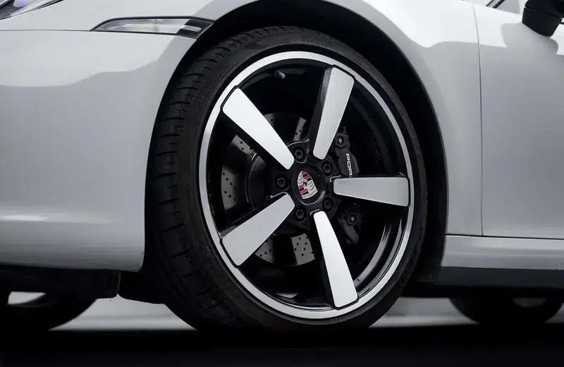 2022 Porsche 911 Carrera 4 3.0T — миниатюра 10