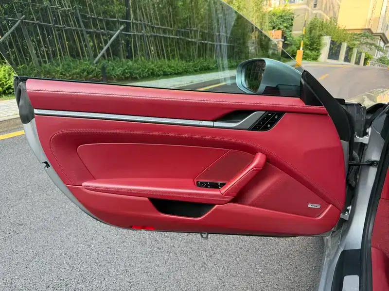 Porsche 911 2020 Carrera 3.0T — миниатюра 15