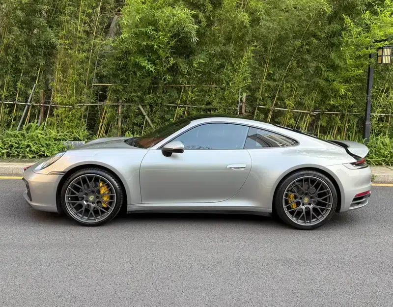 Porsche 911 2020 Carrera 3.0T — миниатюра 4