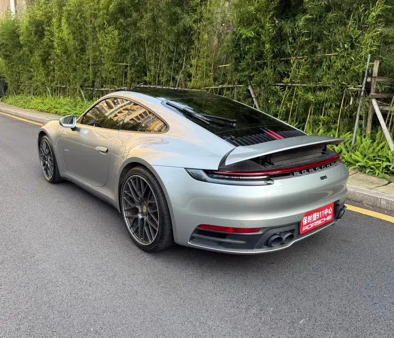 Porsche 911 2020 Carrera 3.0T — миниатюра 5