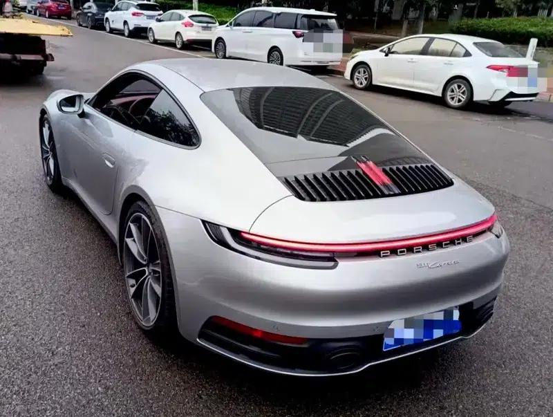 2023 Porsche 911 Carrera 3.0T — миниатюра 11