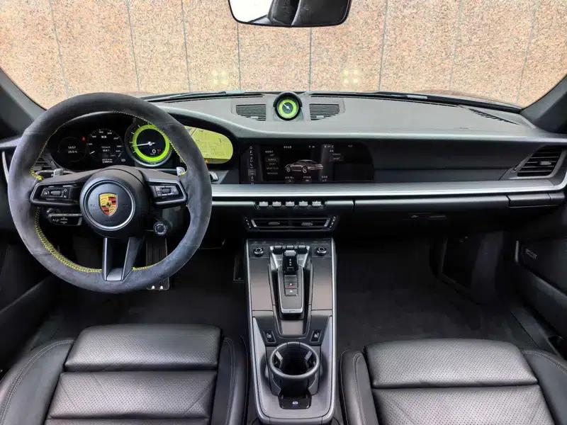 Porsche 911 2020 Carrera 3.0T — миниатюра 17