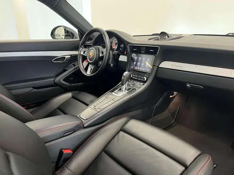 2018 Porsche 911 Asia Carrera Cup 15th Anniversary Limited Edition — миниатюра 18