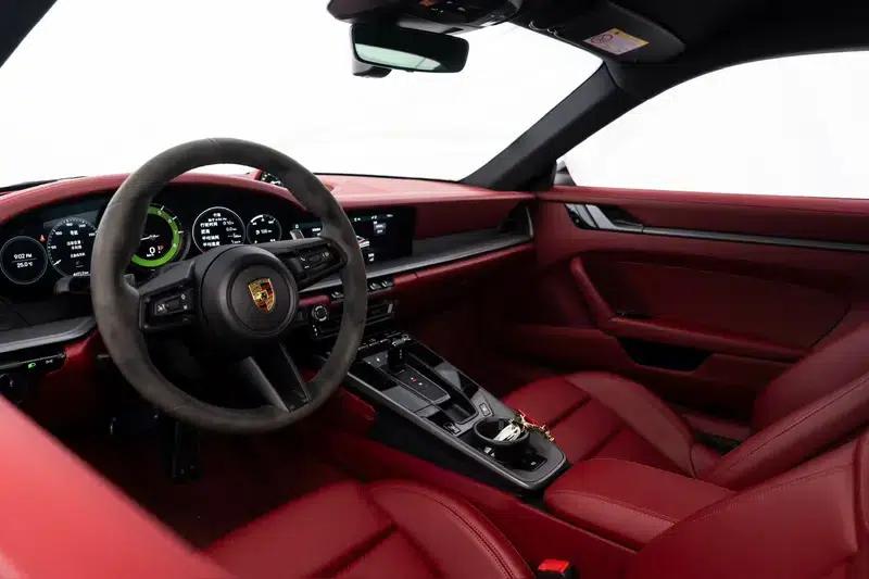 Porsche 911 2020 Carrera 3.0T — миниатюра 17