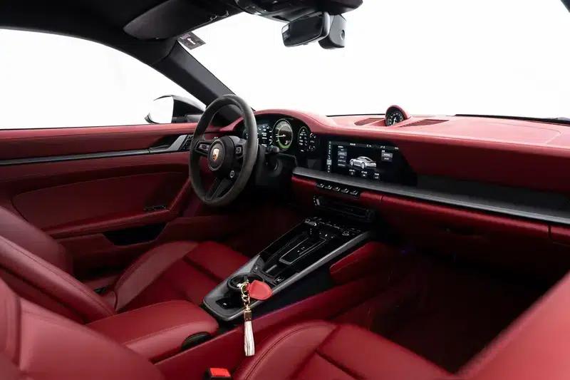 Porsche 911 2020 Carrera 3.0T — миниатюра 22