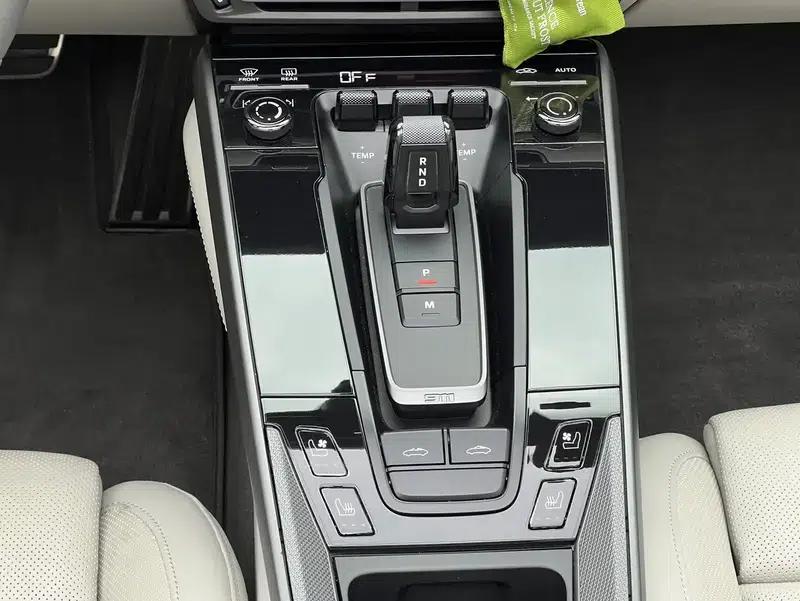 2022 Porsche 911 Targa 4 3.0T — миниатюра 18
