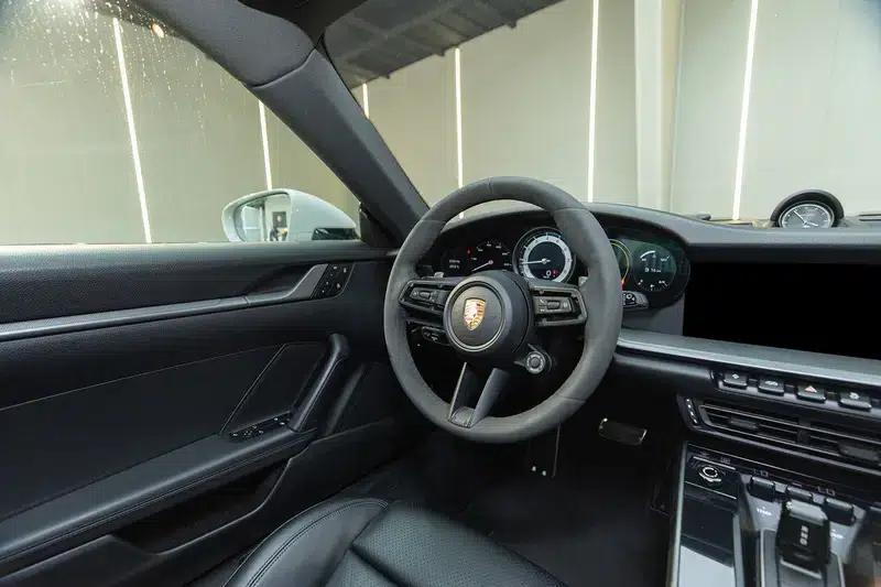 2022 Porsche 911 Carrera 3.0T — миниатюра 13