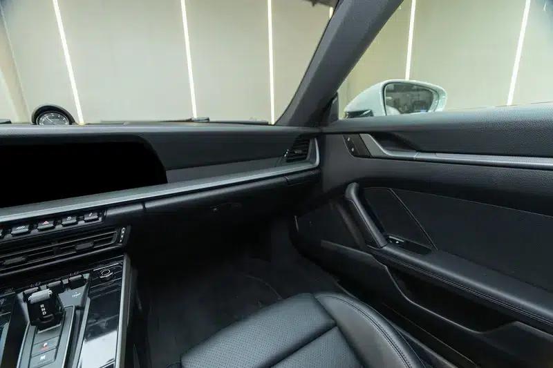 2022 Porsche 911 Carrera 3.0T — миниатюра 5