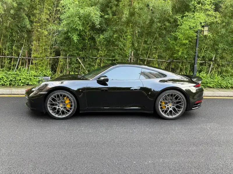 Porsche 911 2020 Carrera 3.0T — миниатюра 4