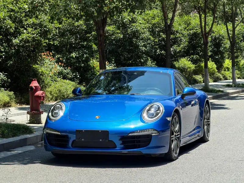 2015 Porsche 911 Carrera 3.4L Style Edition — миниатюра 1