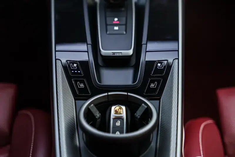 Porsche 911 2020 Carrera 3.0T — миниатюра 13