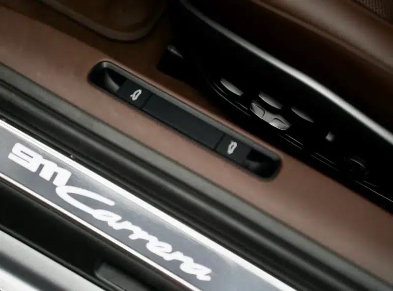 Porsche 911 2020 Carrera 3.0T — миниатюра 9
