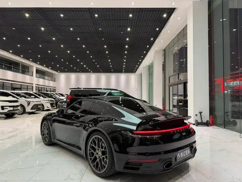 Porsche 911 2020 Carrera 3.0T — миниатюра 5