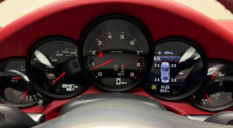 2012 Porsche 911 Carrera 3.4L — миниатюра 10