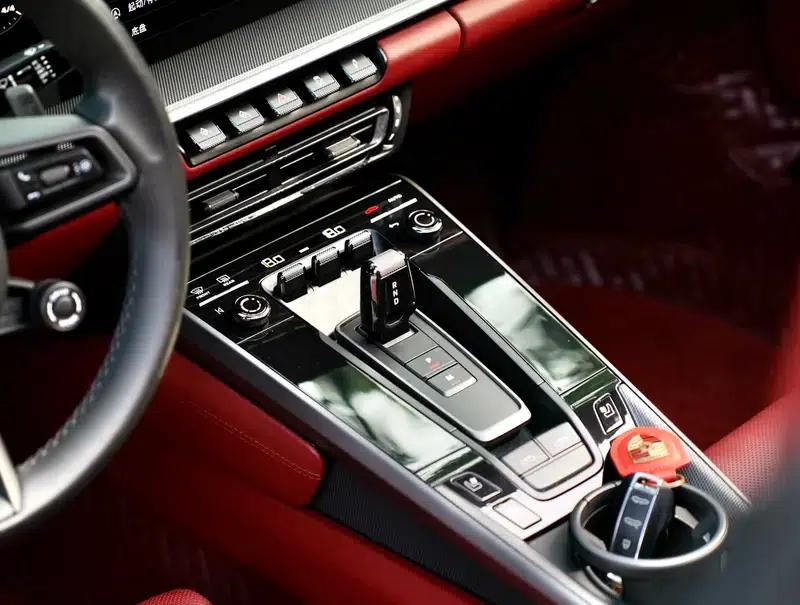 2023 Porsche 911 Targa 4 3.0T — миниатюра 13