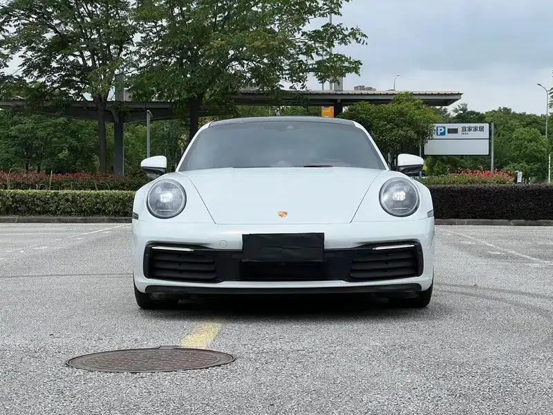 2023 Porsche 911 Carrera 4 3.0T — миниатюра 2