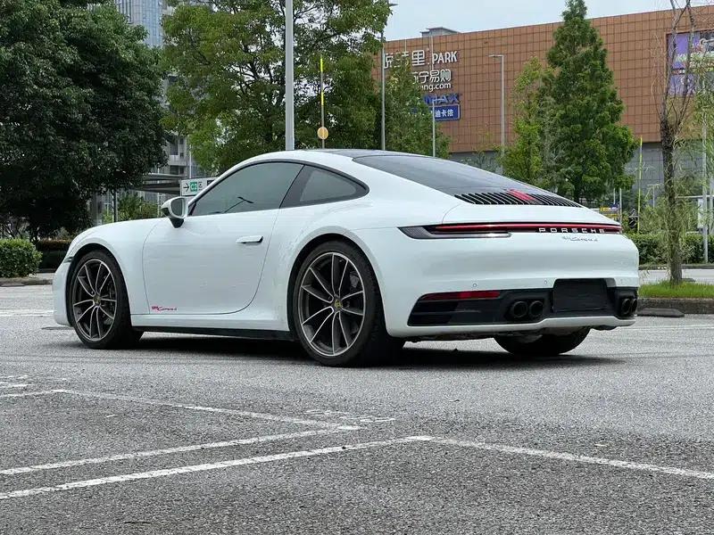 2023 Porsche 911 Carrera 4 3.0T — миниатюра 5