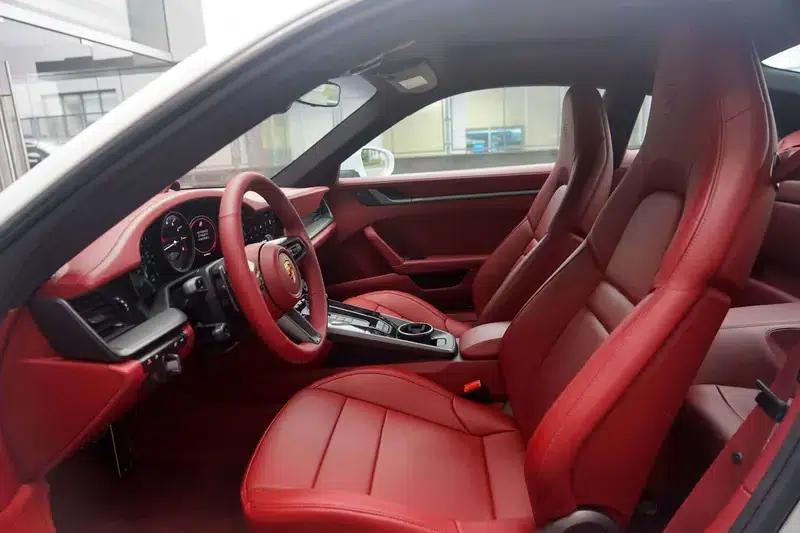 2023 Porsche 911 Carrera 3.0T — миниатюра 17