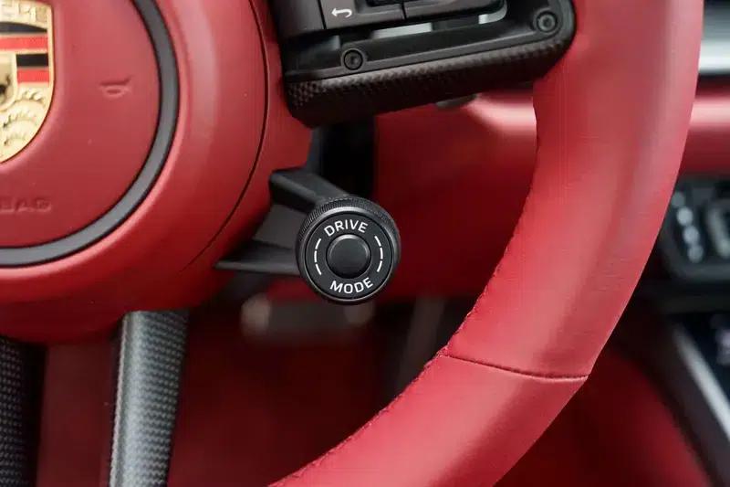2023 Porsche 911 Carrera 3.0T — миниатюра 7