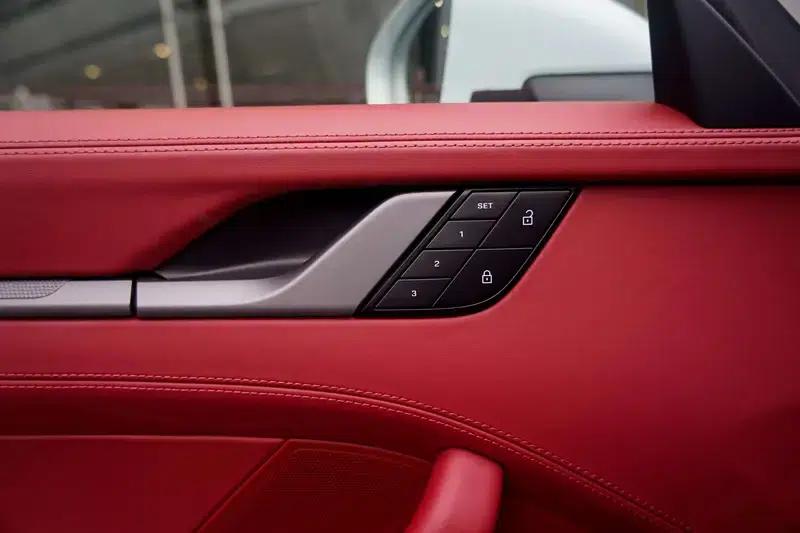 2023 Porsche 911 Carrera 3.0T — миниатюра 9