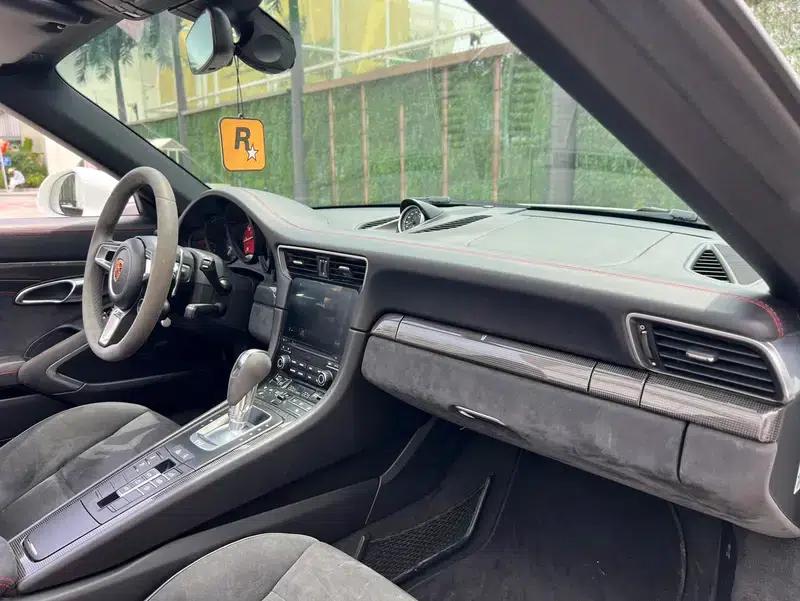 2017 Porsche 911 Carrera Cabriolet GTS 3.0T — миниатюра 12