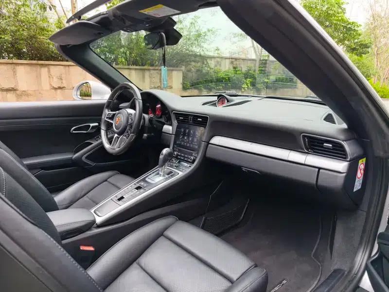 2016 Porsche 911 Targa 4 3.0T — миниатюра 23