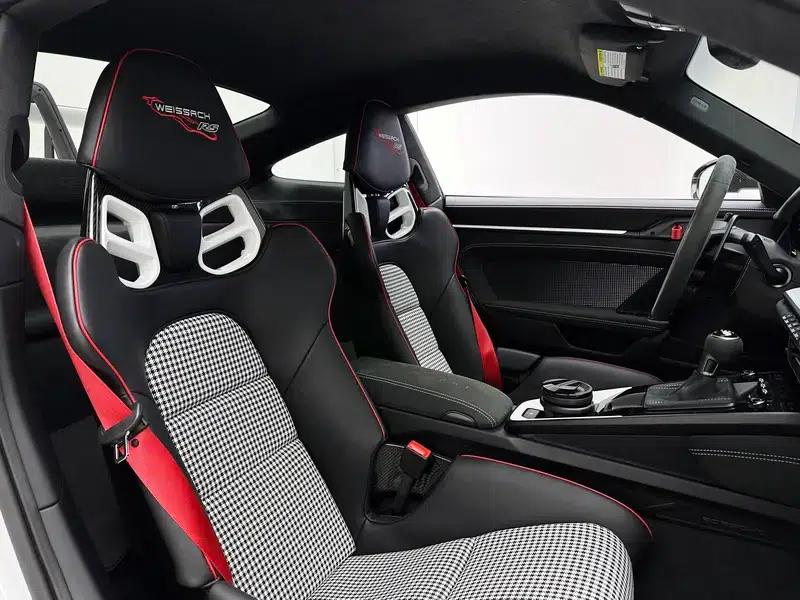 2024 Porsche 911 4.0L Automatic Rear-Wheel Drive 2-Seater (Parallel Import) — миниатюра 28