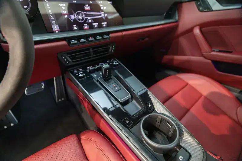 2022 Porsche 911 Carrera 4S 3.0T — миниатюра 13