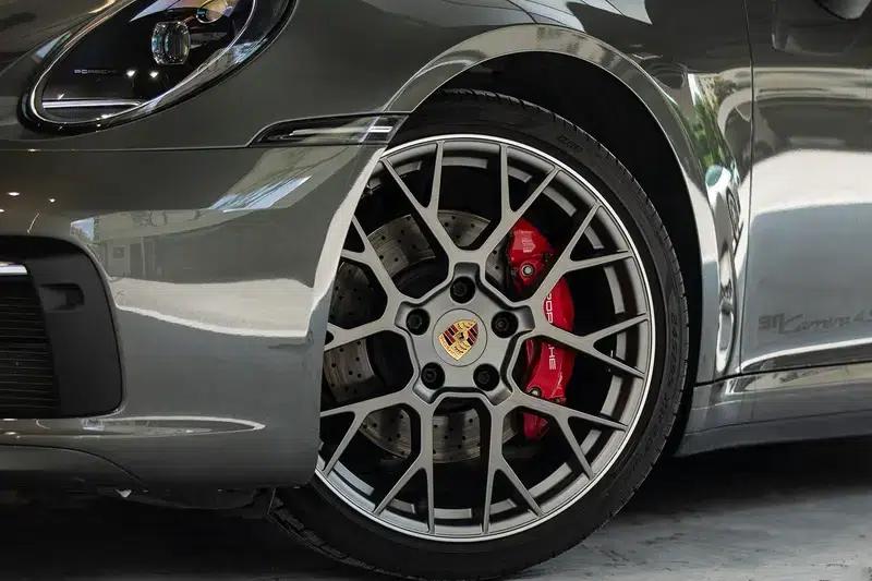 2022 Porsche 911 Carrera 4S 3.0T — миниатюра 10