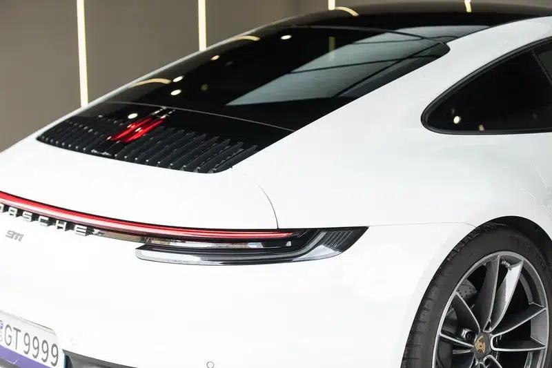 2023 Porsche 911 Carrera 3.0T — миниатюра 6