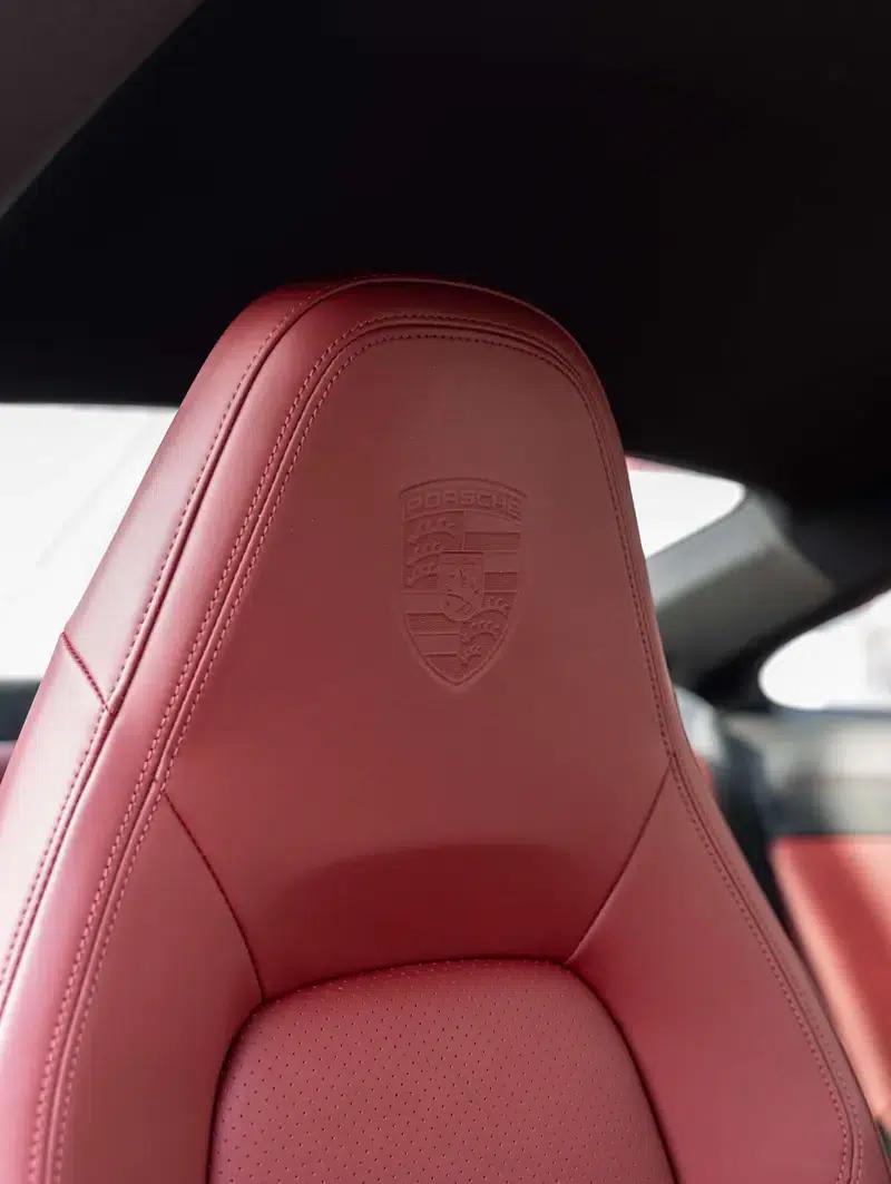 2022 Porsche 911 Carrera 4S 3.0T — миниатюра 11