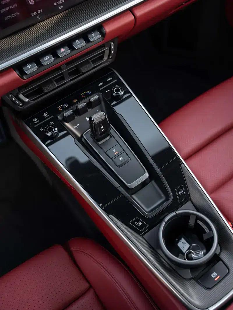 2022 Porsche 911 Carrera 4S 3.0T — миниатюра 15