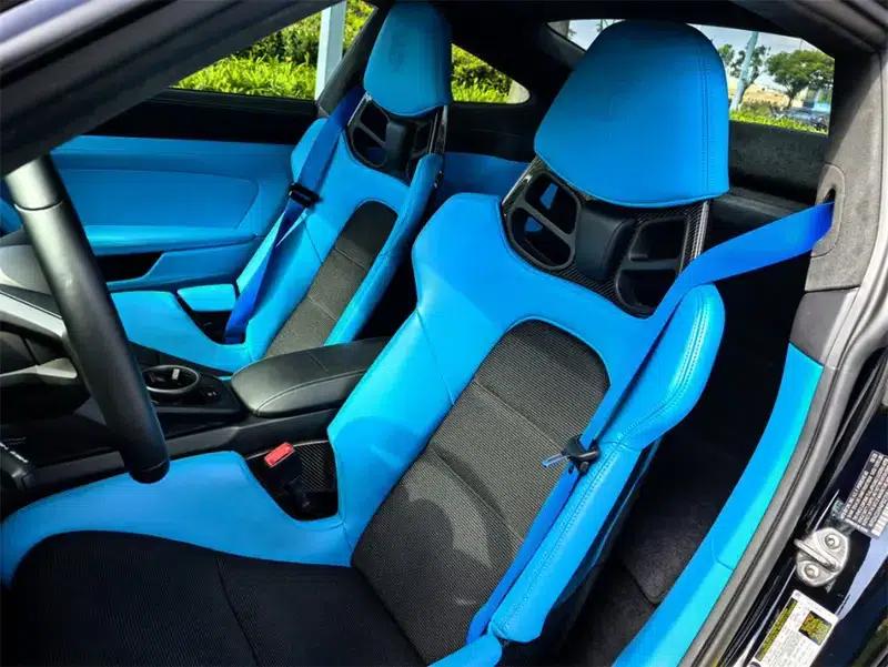 2022 Porsche 911 GT3 Touring Package — миниатюра 11