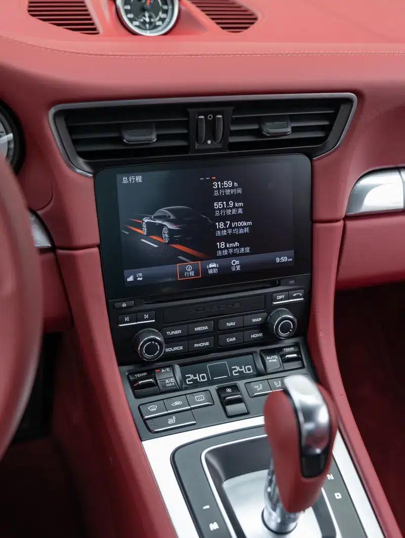 2016 Porsche 911 Carrera 4 3.0T — миниатюра 13