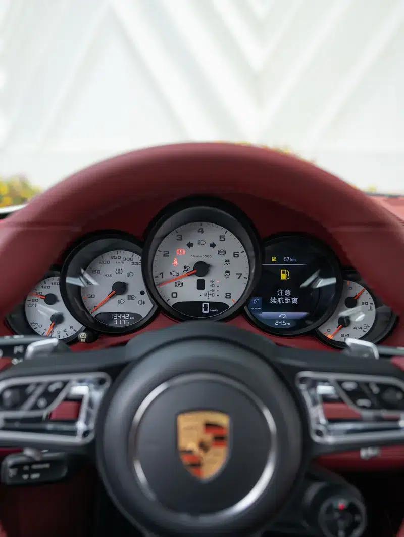 2016 Porsche 911 Carrera 4 3.0T — миниатюра 14