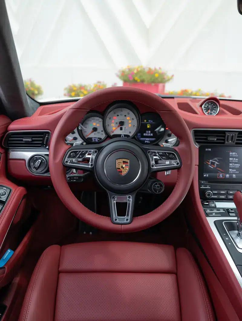 2016 Porsche 911 Carrera 4 3.0T — миниатюра 16