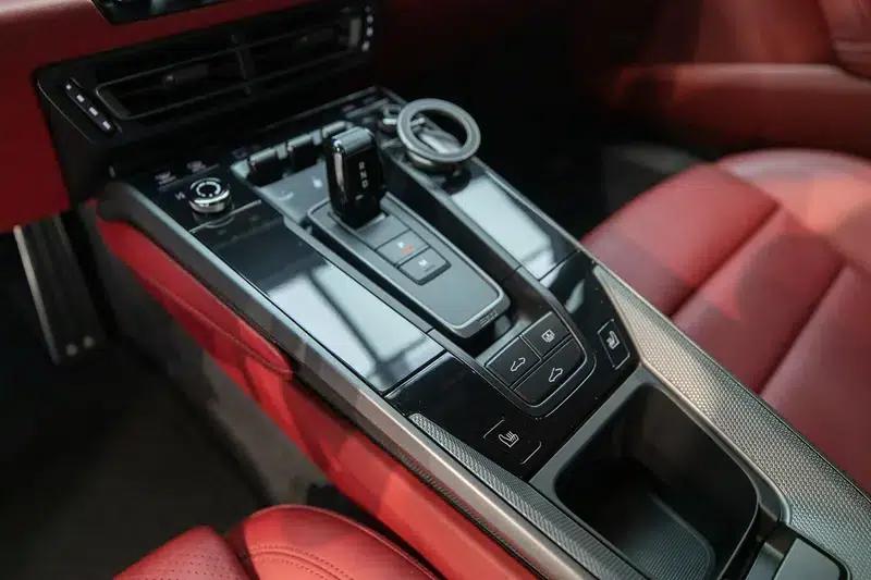Porsche 911 2020 Carrera 3.0T — миниатюра 15