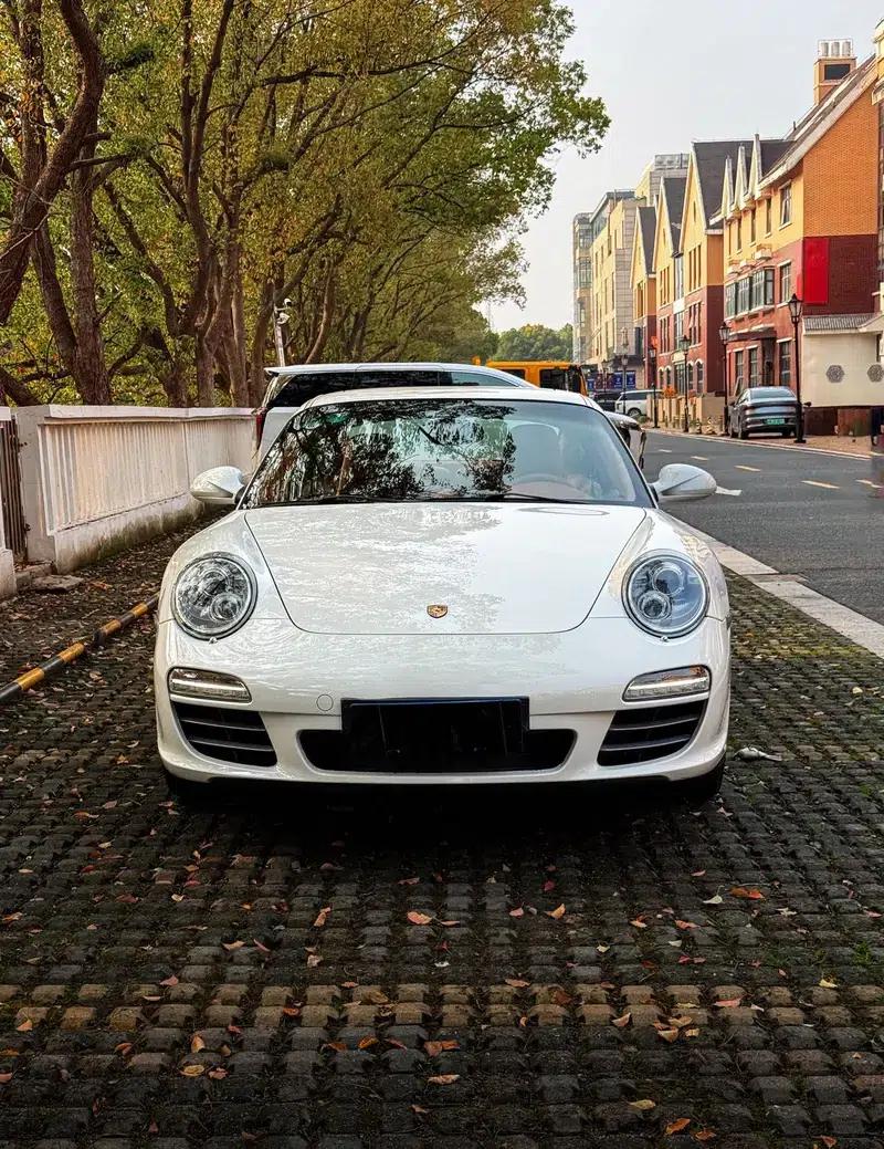 2010 Porsche 911 Carrera 4 3.6L — миниатюра 2