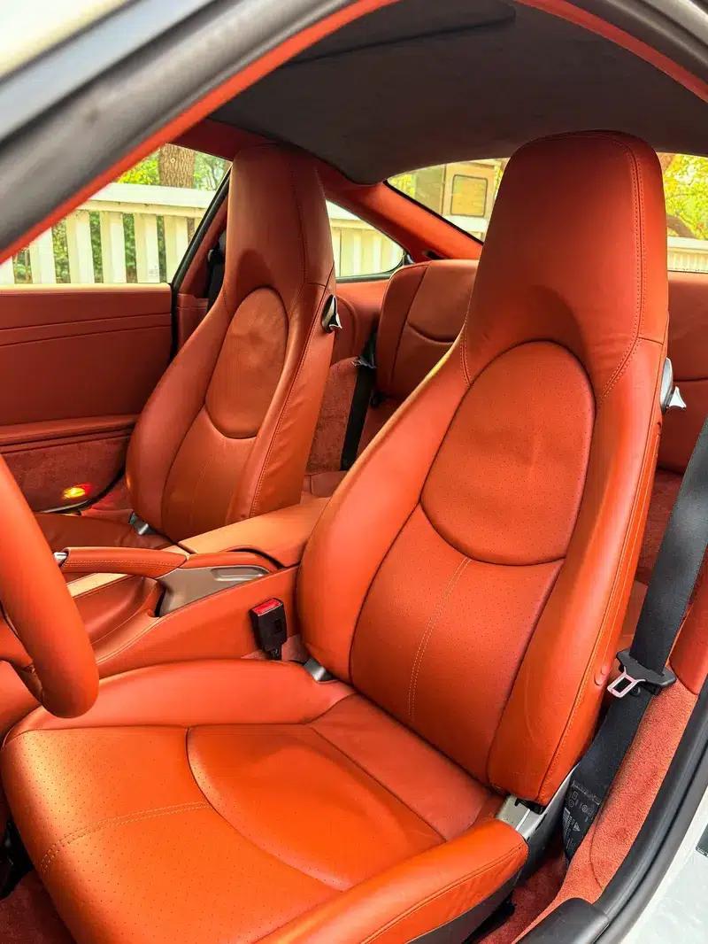 2010 Porsche 911 Carrera 4 3.6L — миниатюра 16