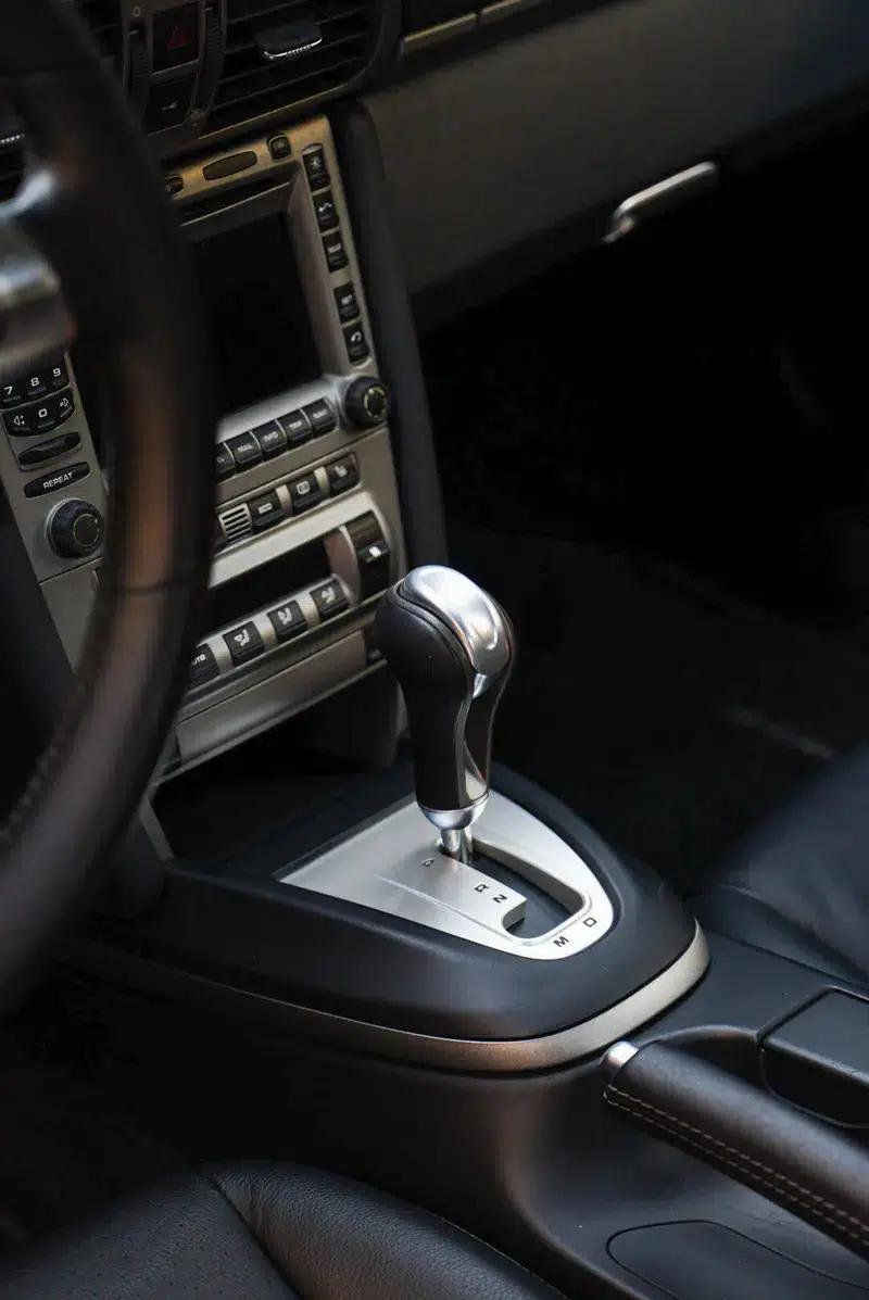 2006 Porsche 911 Carrera AT 3.6L — миниатюра 10