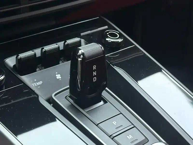 2023 Porsche 911 Carrera 3.0T — миниатюра 9