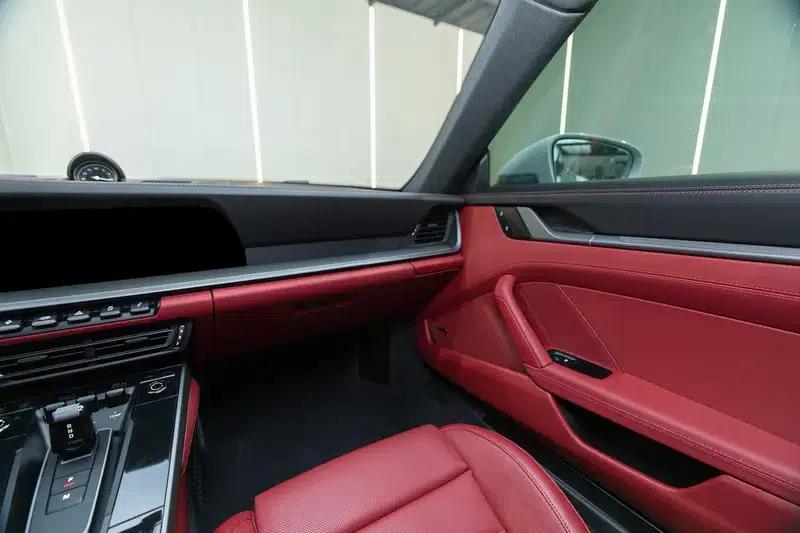 2023 Porsche 911 Carrera S 3.0T — миниатюра 9