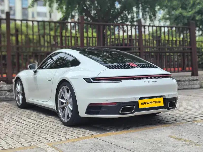 Porsche 911 2020 Carrera 3.0T — миниатюра 4